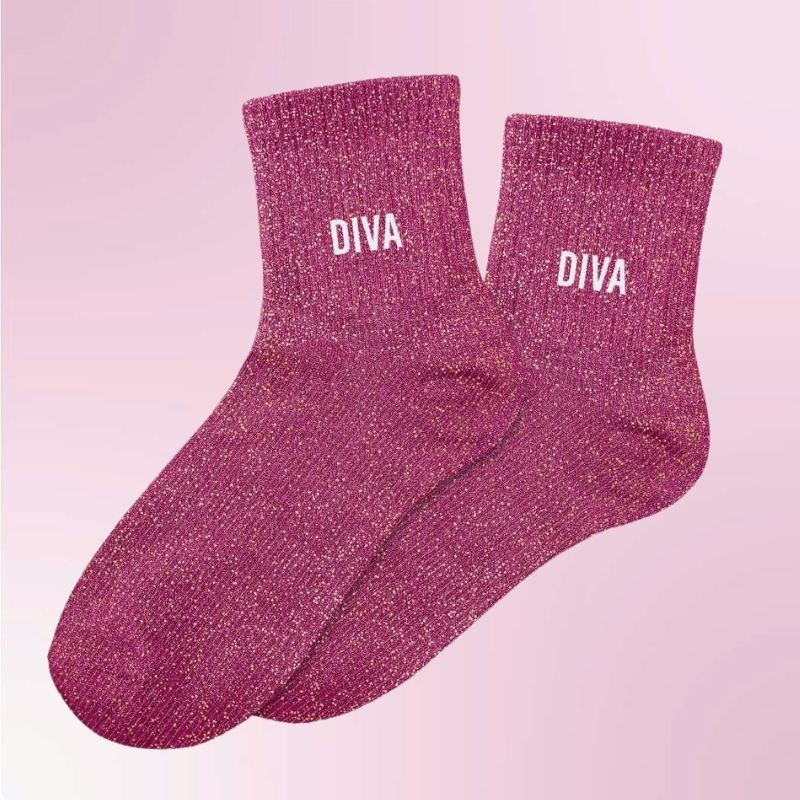 Chaussettes paillettes roses fuchsia pour femme avec broderie "Diva"