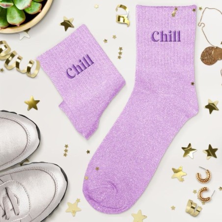 Idée cadeau chaussettes pailletées lila broderie Chill